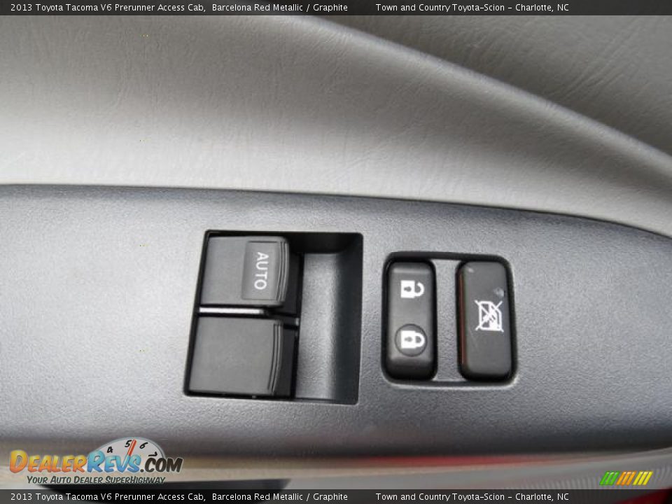 2013 Toyota Tacoma V6 Prerunner Access Cab Barcelona Red Metallic / Graphite Photo #10
