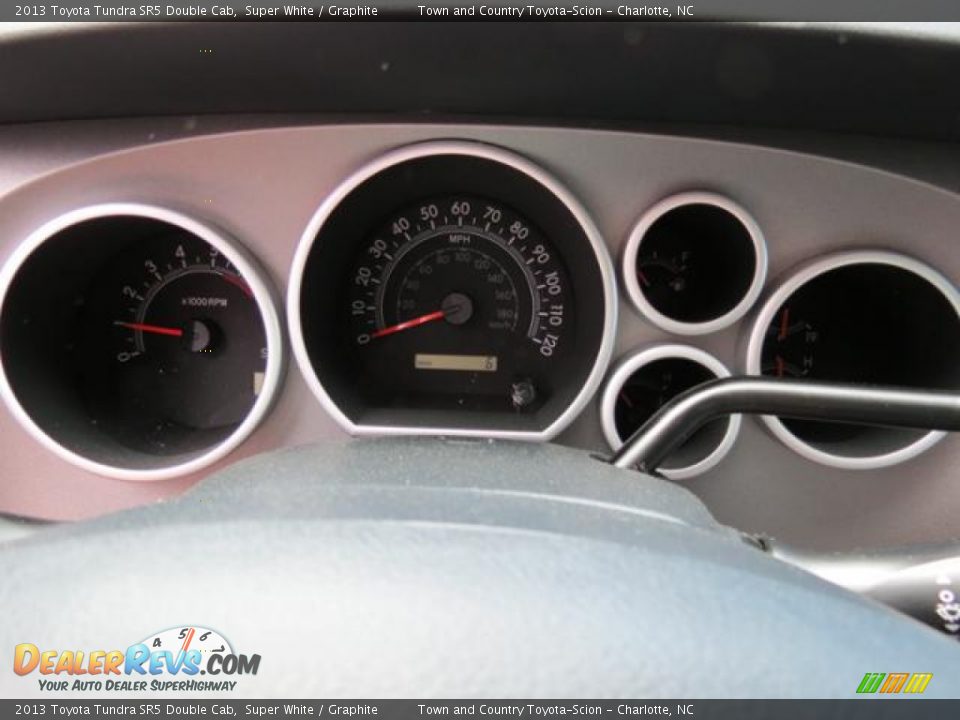 2013 Toyota Tundra SR5 Double Cab Super White / Graphite Photo #11