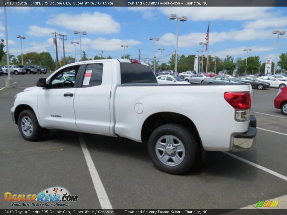 2013 Toyota Tundra SR5 Double Cab Super White / Graphite Photo #20