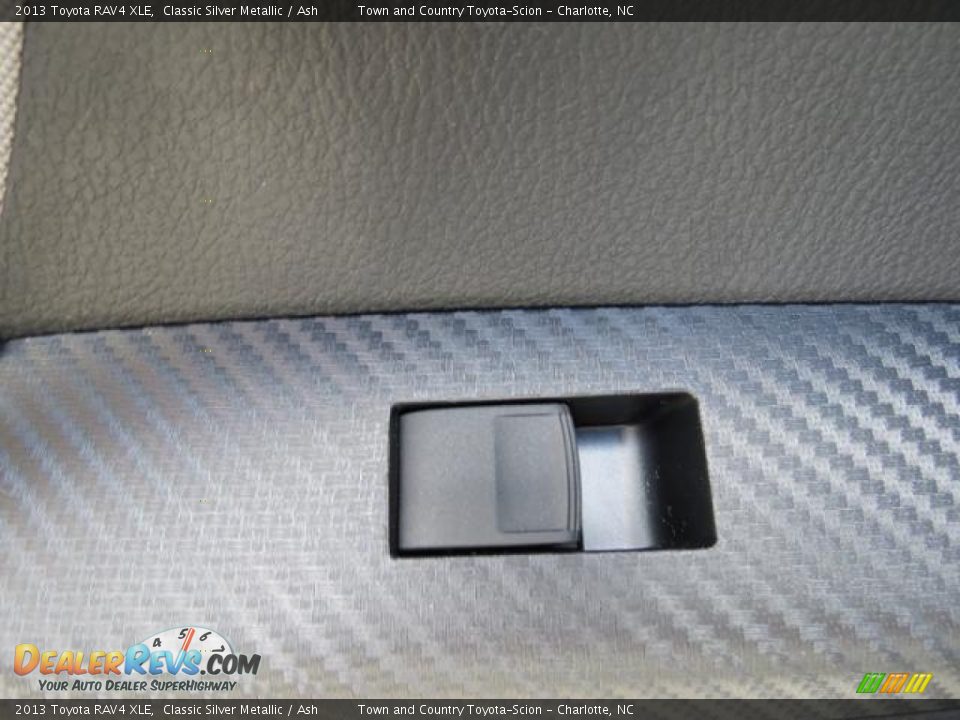 2013 Toyota RAV4 XLE Classic Silver Metallic / Ash Photo #7