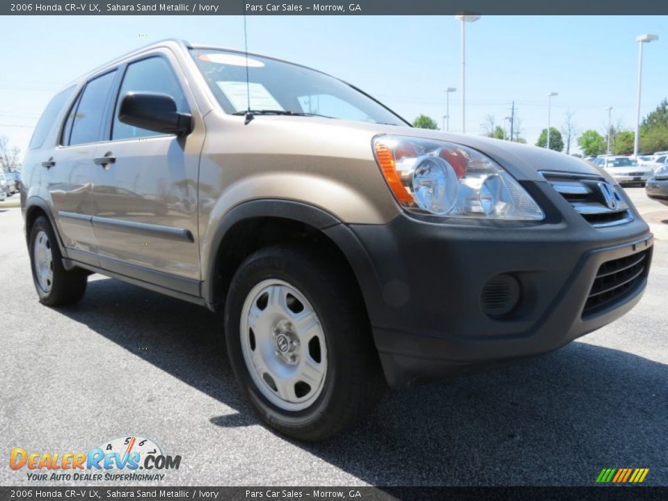Front 3/4 View of 2006 Honda CR-V LX Photo #4