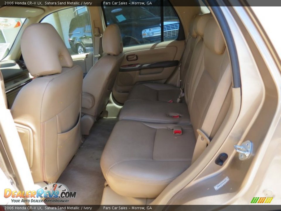 Rear Seat of 2006 Honda CR-V LX Photo #8