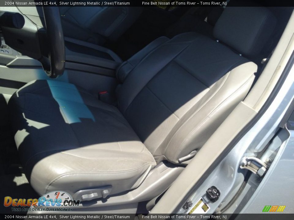 2004 Nissan Armada LE 4x4 Silver Lightning Metallic / Steel/Titanium Photo #11