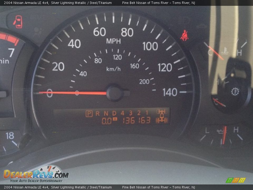 2004 Nissan Armada LE 4x4 Silver Lightning Metallic / Steel/Titanium Photo #14