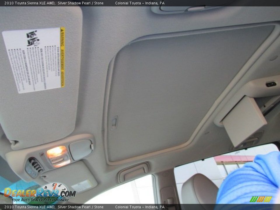 2010 Toyota Sienna XLE AWD Silver Shadow Pearl / Stone Photo #10