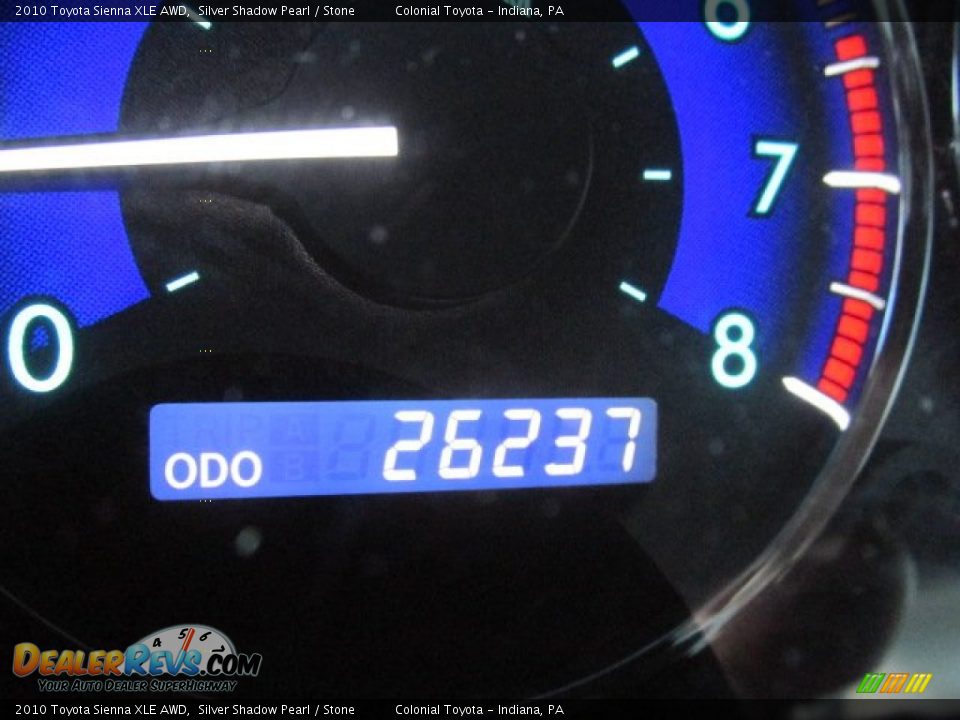 2010 Toyota Sienna XLE AWD Silver Shadow Pearl / Stone Photo #23