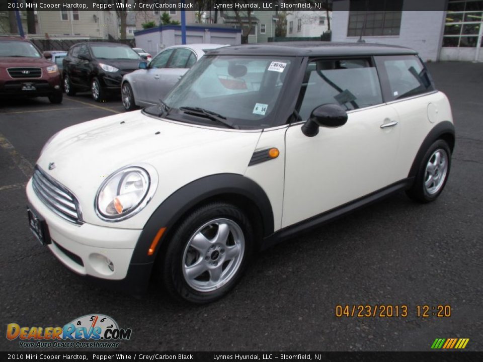 2010 Mini Cooper Hardtop Pepper White / Grey/Carbon Black Photo #3