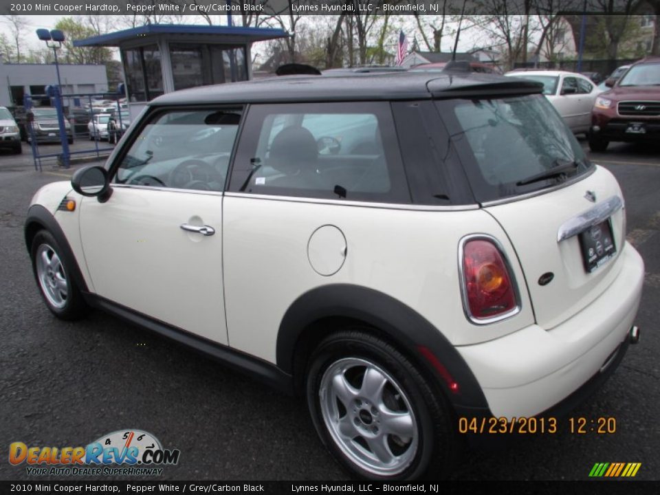 2010 Mini Cooper Hardtop Pepper White / Grey/Carbon Black Photo #6