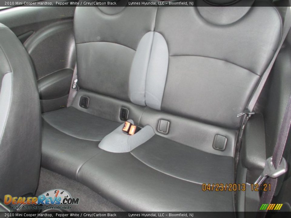2010 Mini Cooper Hardtop Pepper White / Grey/Carbon Black Photo #9
