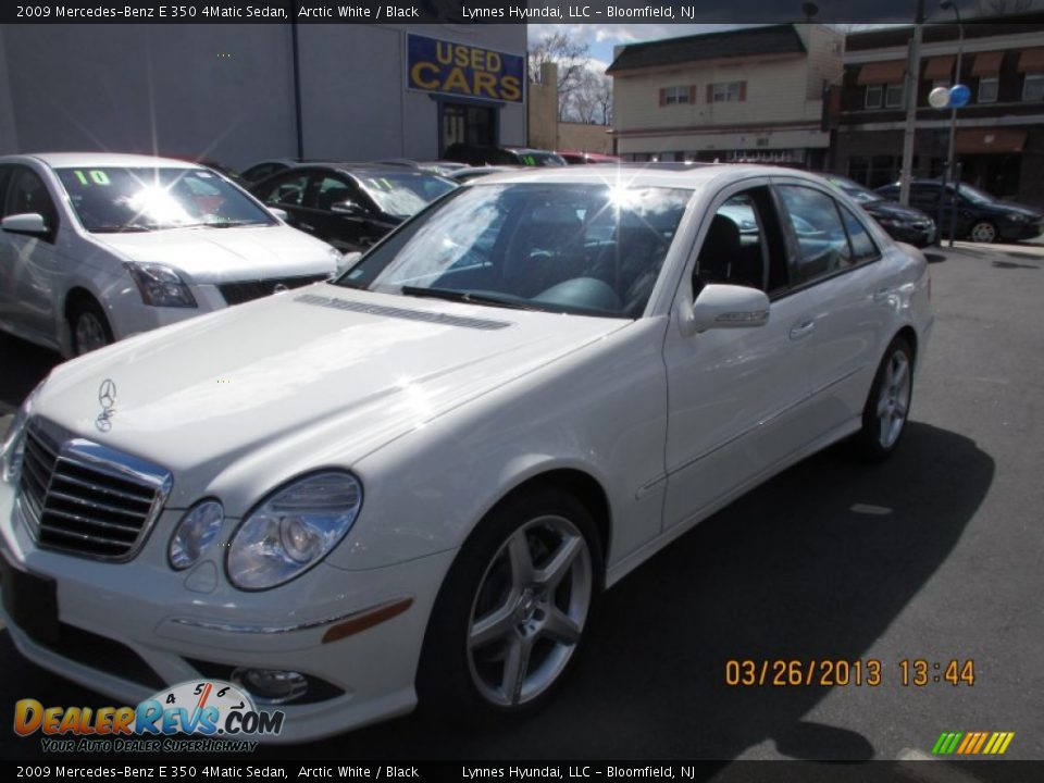 2009 Mercedes-Benz E 350 4Matic Sedan Arctic White / Black Photo #3