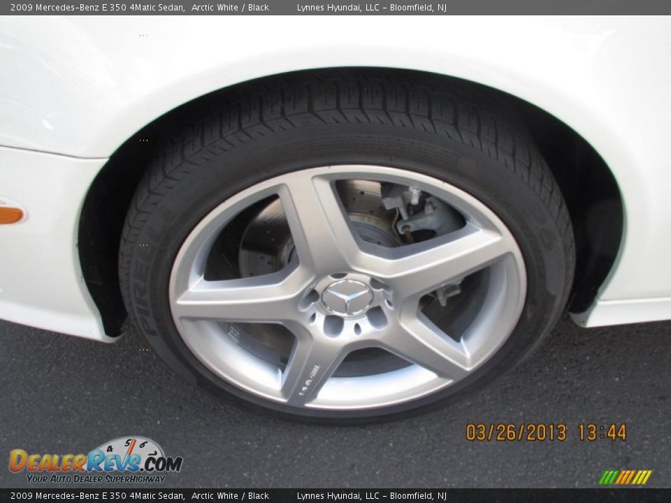 2009 Mercedes-Benz E 350 4Matic Sedan Arctic White / Black Photo #4