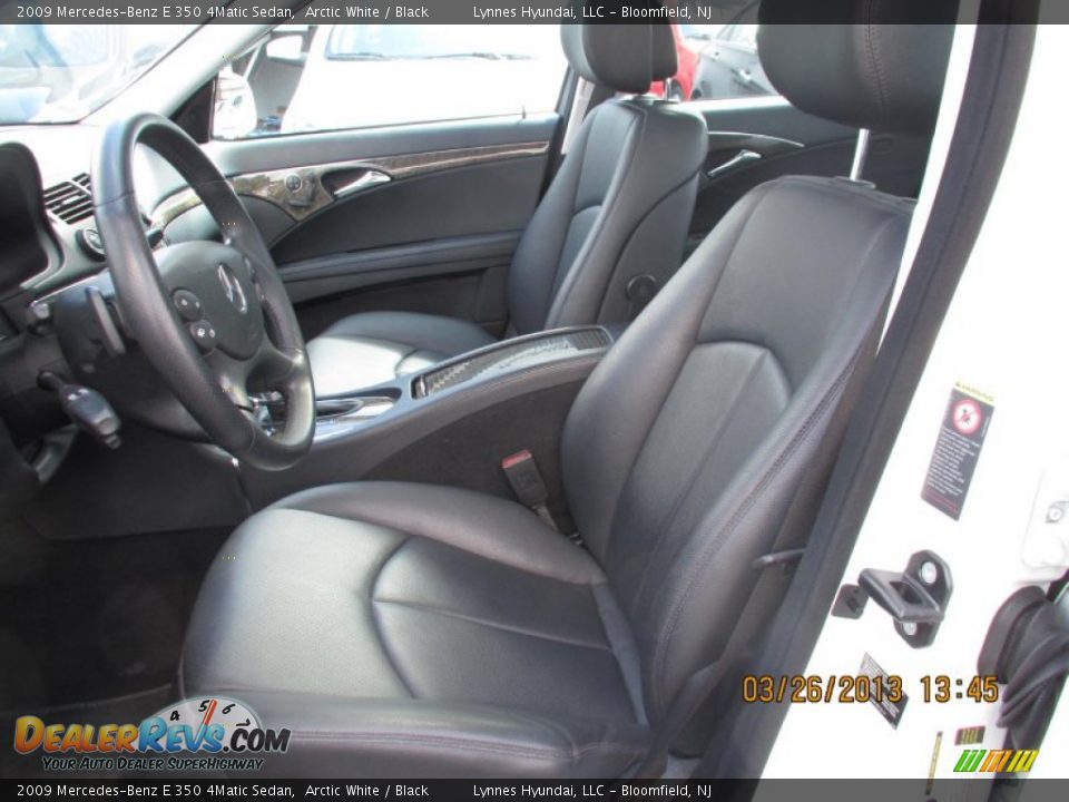 2009 Mercedes-Benz E 350 4Matic Sedan Arctic White / Black Photo #8