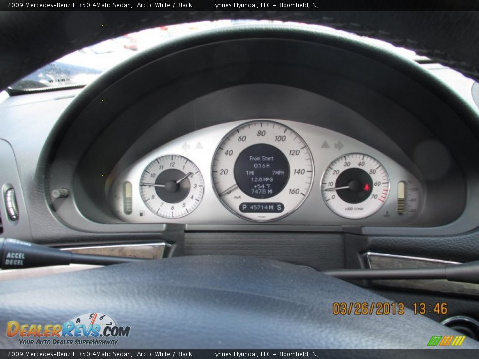 2009 Mercedes-Benz E 350 4Matic Sedan Arctic White / Black Photo #15