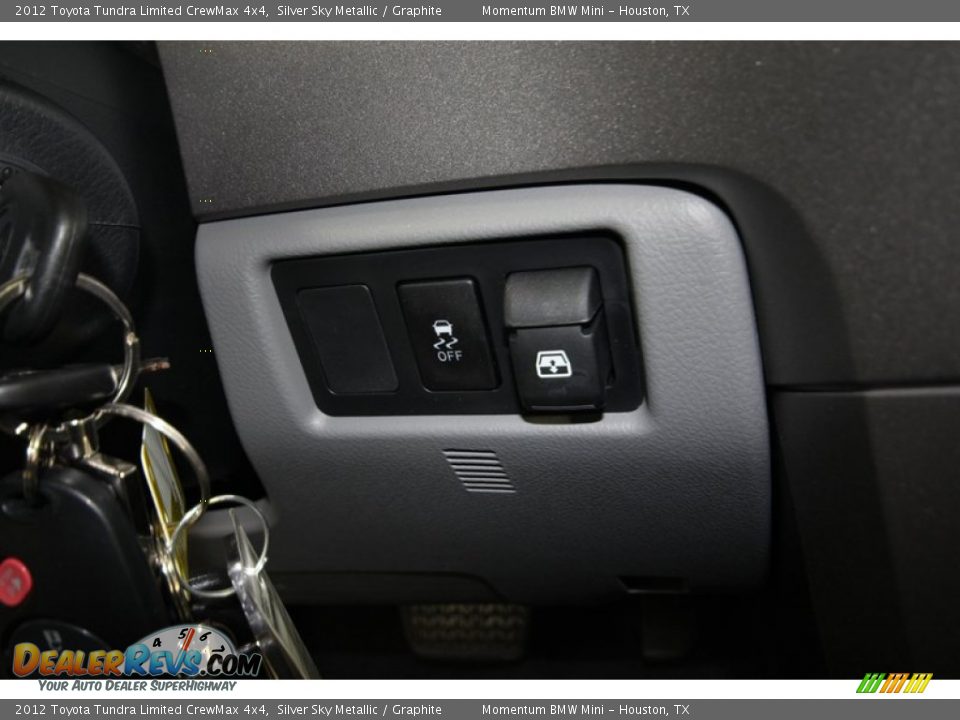 2012 Toyota Tundra Limited CrewMax 4x4 Silver Sky Metallic / Graphite Photo #31