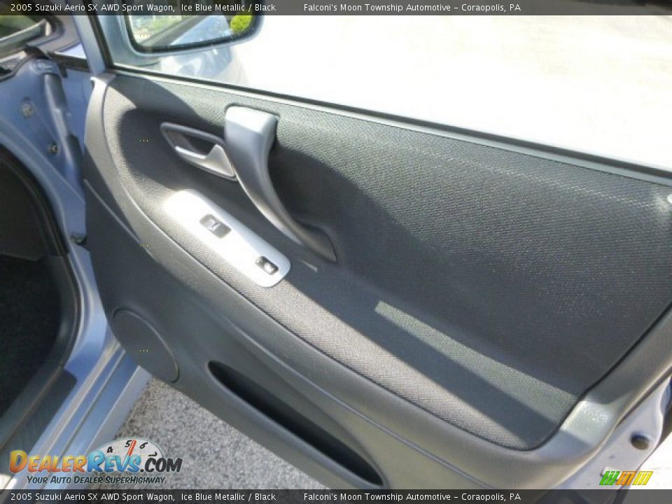 2005 Suzuki Aerio SX AWD Sport Wagon Ice Blue Metallic / Black Photo #12