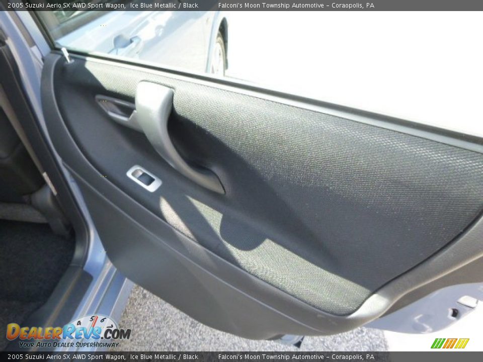 2005 Suzuki Aerio SX AWD Sport Wagon Ice Blue Metallic / Black Photo #14