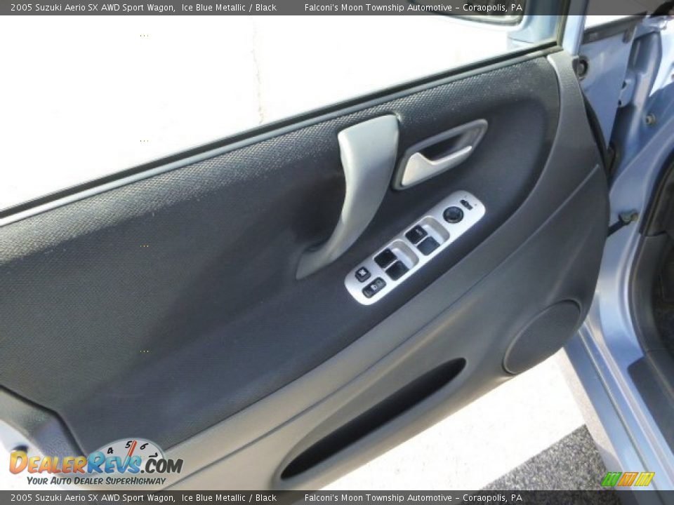 2005 Suzuki Aerio SX AWD Sport Wagon Ice Blue Metallic / Black Photo #19