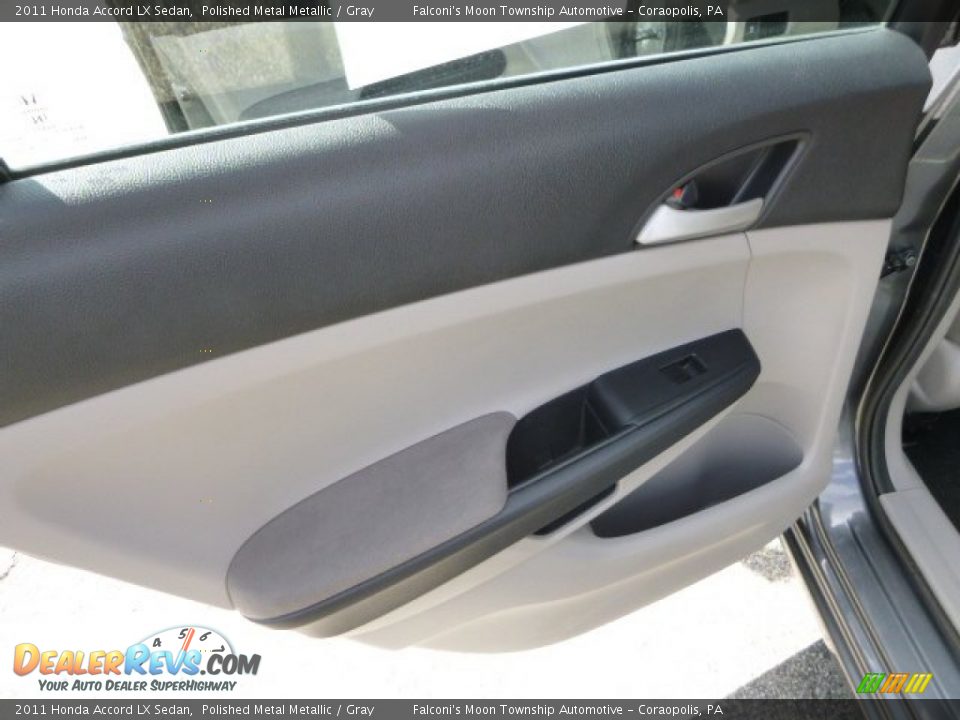 2011 Honda Accord LX Sedan Polished Metal Metallic / Gray Photo #18