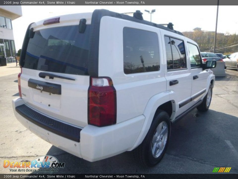 2006 Jeep Commander 4x4 Stone White / Khaki Photo #3