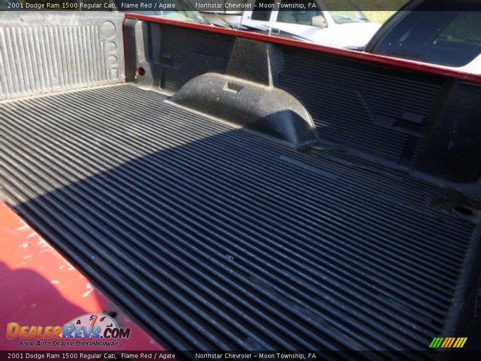2001 Dodge Ram 1500 Regular Cab Flame Red / Agate Photo #11