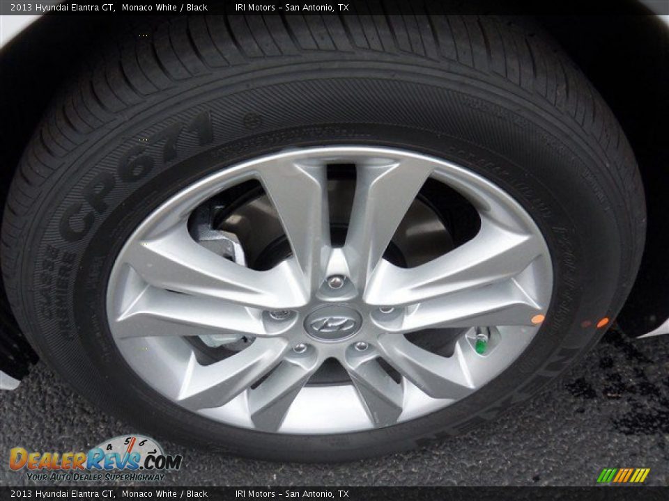 2013 Hyundai Elantra GT Monaco White / Black Photo #3