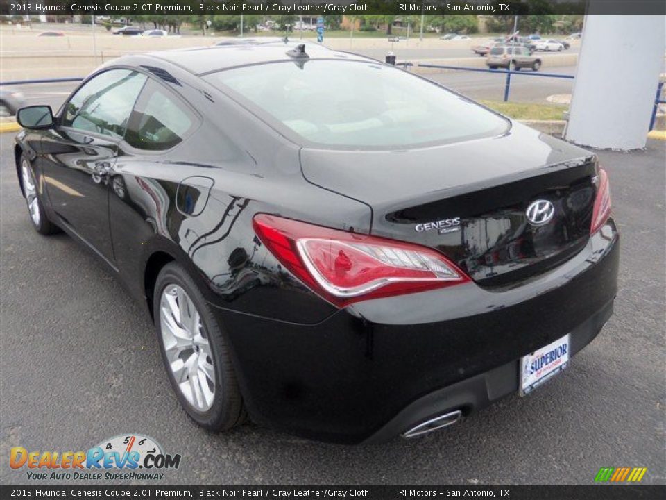 2013 Hyundai Genesis Coupe 2.0T Premium Black Noir Pearl / Gray Leather/Gray Cloth Photo #6