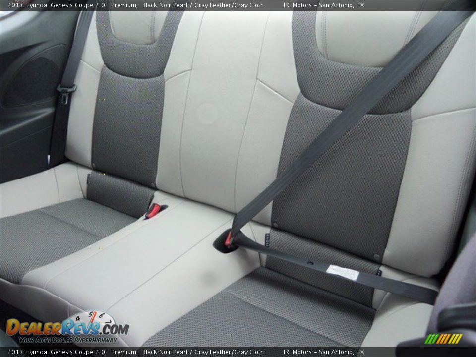 2013 Hyundai Genesis Coupe 2.0T Premium Black Noir Pearl / Gray Leather/Gray Cloth Photo #12