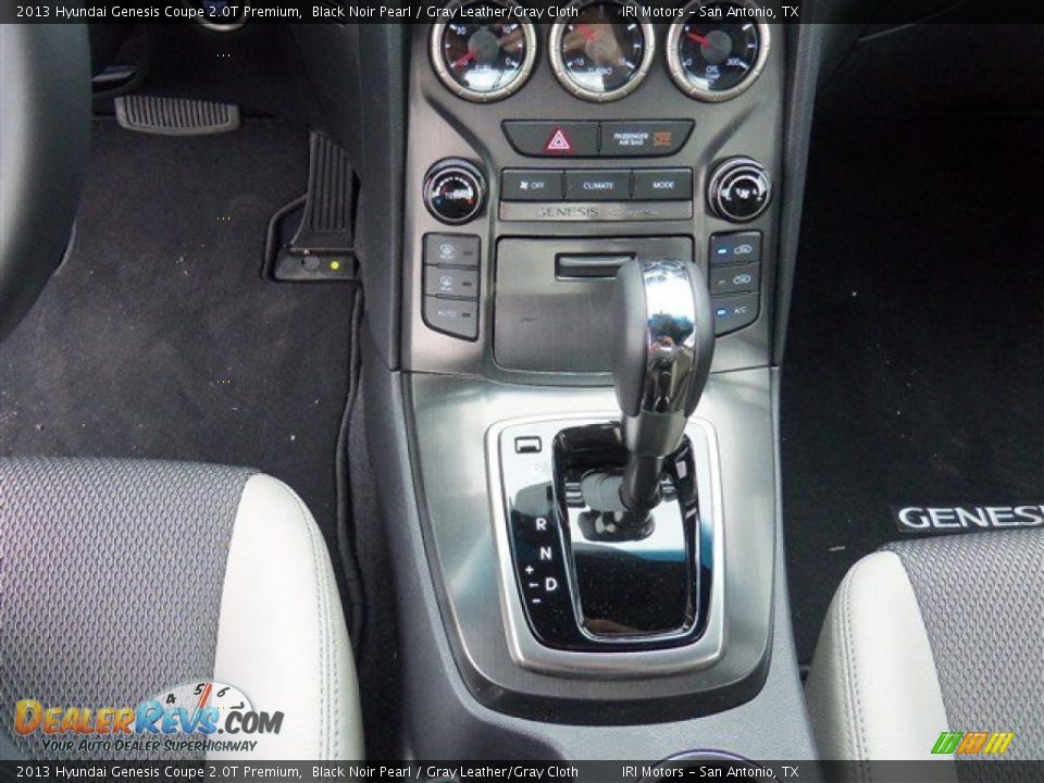 2013 Hyundai Genesis Coupe 2.0T Premium Black Noir Pearl / Gray Leather/Gray Cloth Photo #15