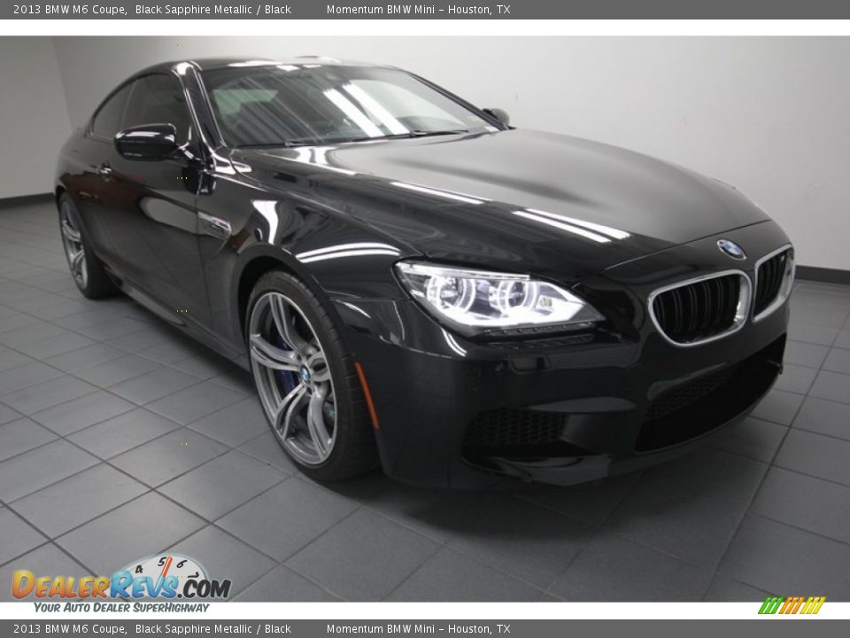 Front 3/4 View of 2013 BMW M6 Coupe Photo #1