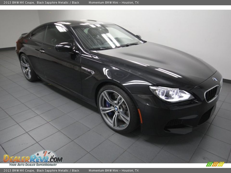 Front 3/4 View of 2013 BMW M6 Coupe Photo #6