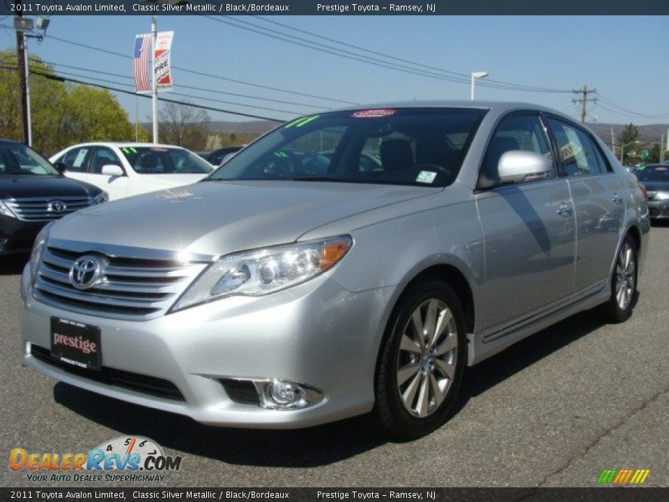 2011 Toyota Avalon Limited Classic Silver Metallic / Black/Bordeaux Photo #3