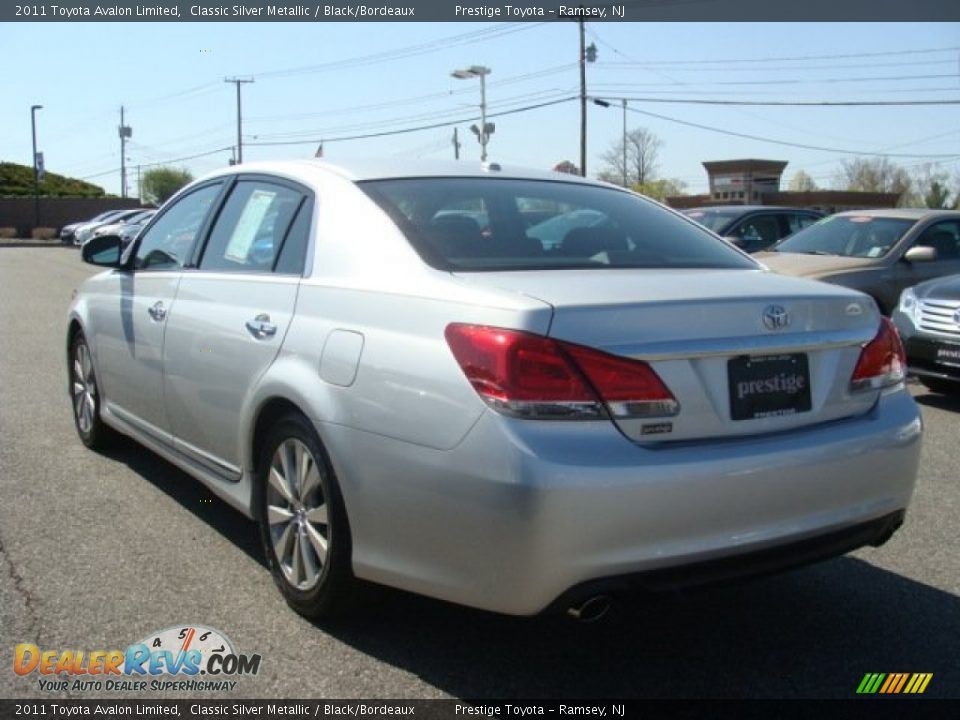 2011 Toyota Avalon Limited Classic Silver Metallic / Black/Bordeaux Photo #4
