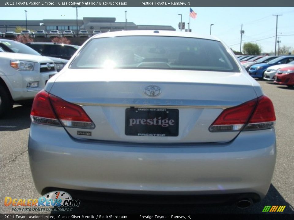 2011 Toyota Avalon Limited Classic Silver Metallic / Black/Bordeaux Photo #5