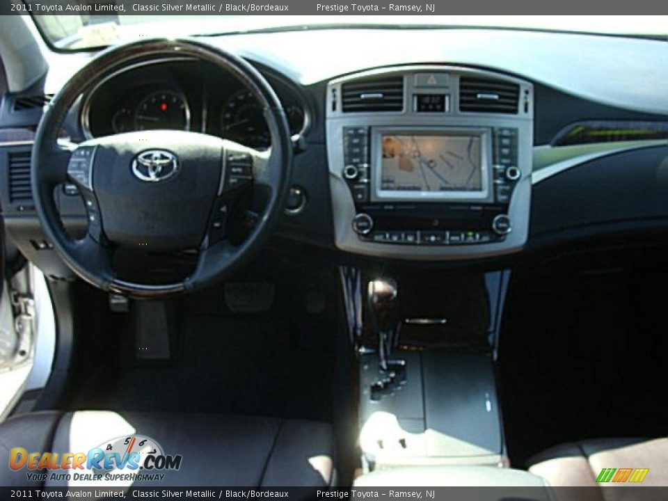 2011 Toyota Avalon Limited Classic Silver Metallic / Black/Bordeaux Photo #9