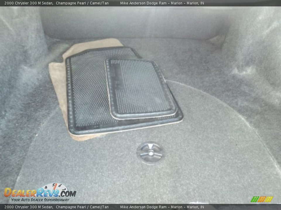 2000 Chrysler 300 M Sedan Champagne Pearl / Camel/Tan Photo #9