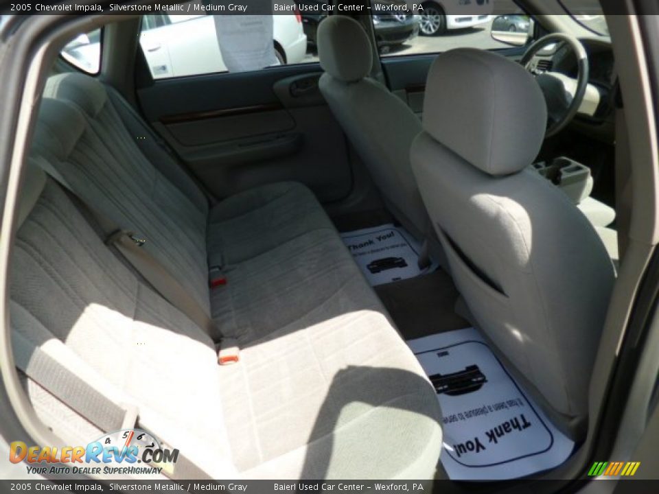 2005 Chevrolet Impala Silverstone Metallic / Medium Gray Photo #12