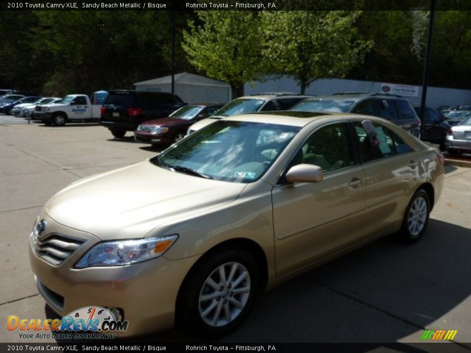 2010 Toyota Camry XLE Sandy Beach Metallic / Bisque Photo #3