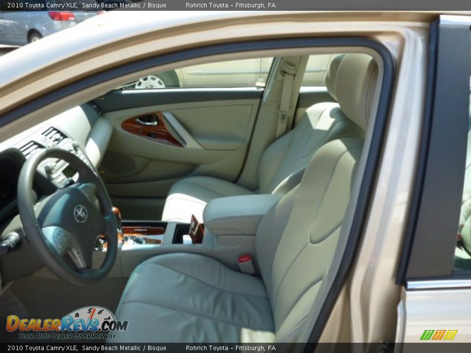 2010 Toyota Camry XLE Sandy Beach Metallic / Bisque Photo #4