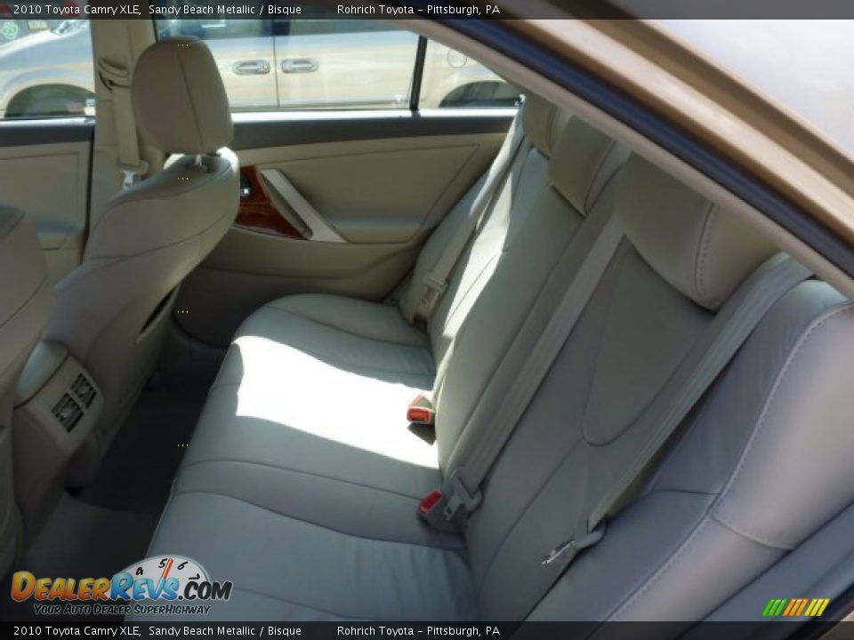 2010 Toyota Camry XLE Sandy Beach Metallic / Bisque Photo #5