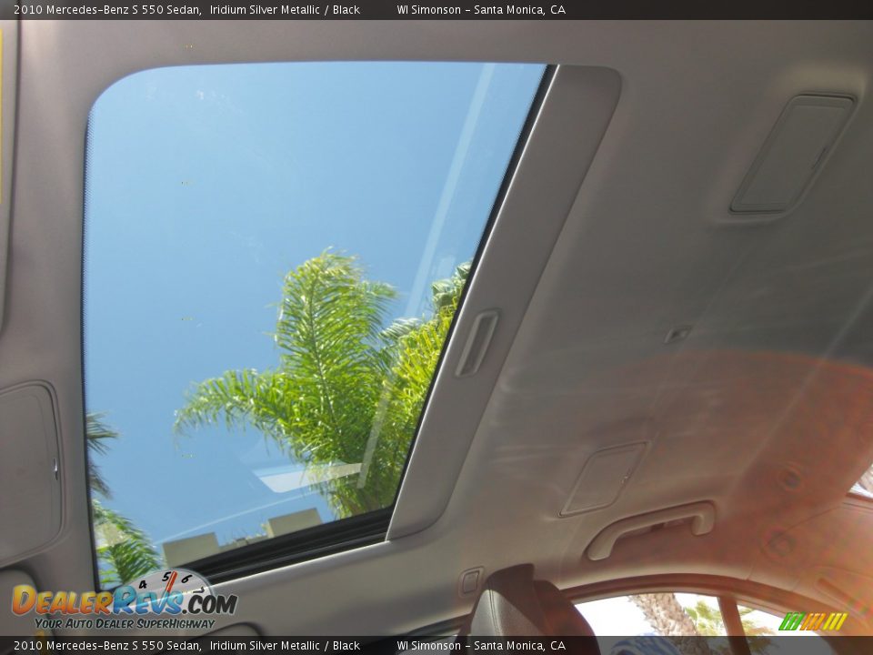 Sunroof of 2010 Mercedes-Benz S 550 Sedan Photo #22