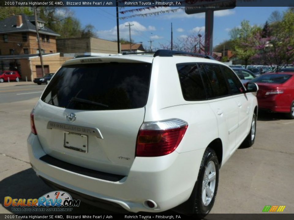2010 Toyota Highlander SE 4WD Blizzard White Pearl / Ash Photo #11