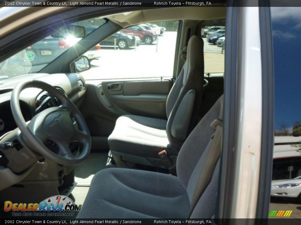 2002 Chrysler Town & Country LX Light Almond Pearl Metallic / Sandstone Photo #4