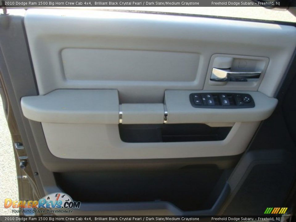 2010 Dodge Ram 1500 Big Horn Crew Cab 4x4 Brilliant Black Crystal Pearl / Dark Slate/Medium Graystone Photo #8