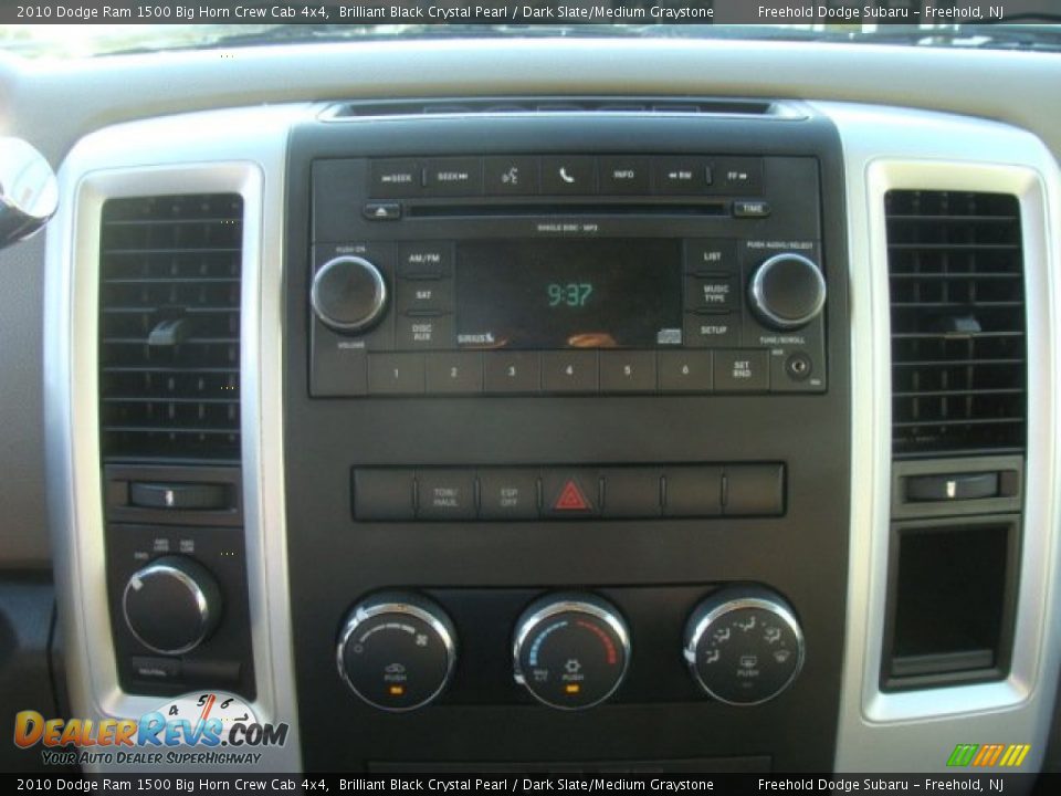 2010 Dodge Ram 1500 Big Horn Crew Cab 4x4 Brilliant Black Crystal Pearl / Dark Slate/Medium Graystone Photo #13
