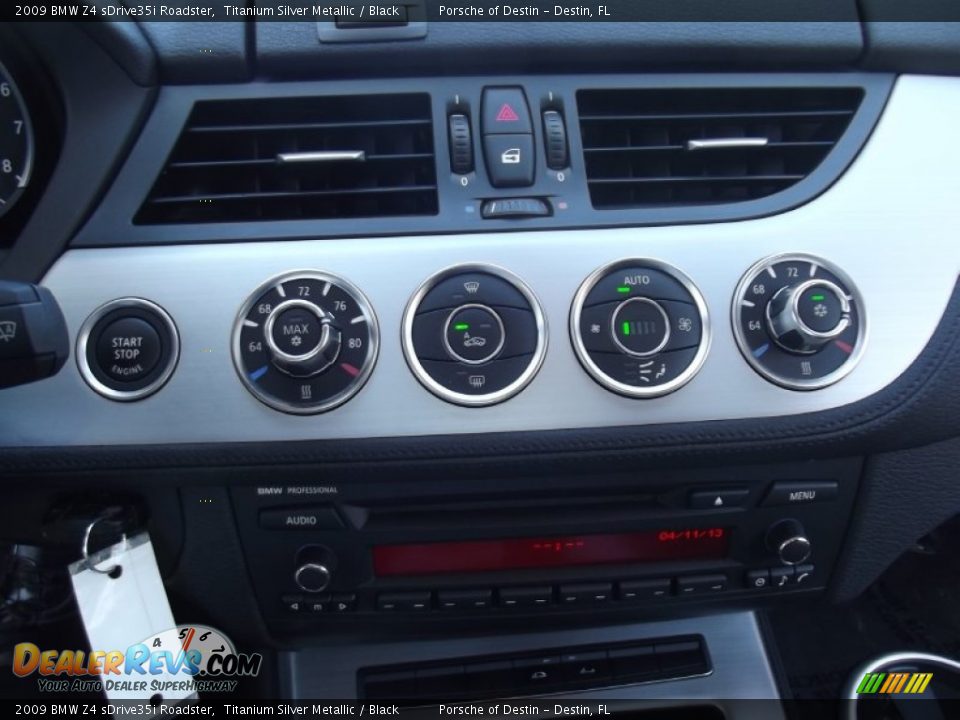 2009 BMW Z4 sDrive35i Roadster Titanium Silver Metallic / Black Photo #19