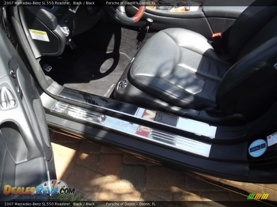 2007 Mercedes-Benz SL 550 Roadster Black / Black Photo #12