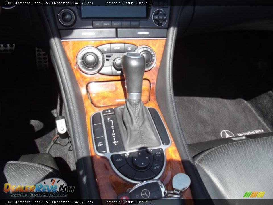 2007 Mercedes-Benz SL 550 Roadster Black / Black Photo #16