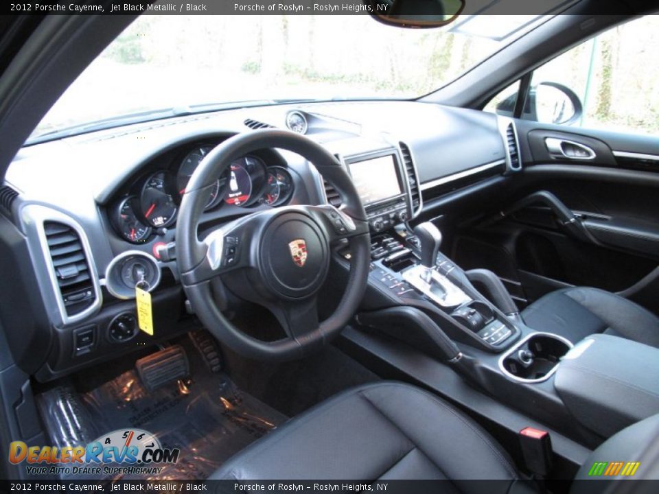 Black Interior - 2012 Porsche Cayenne  Photo #10