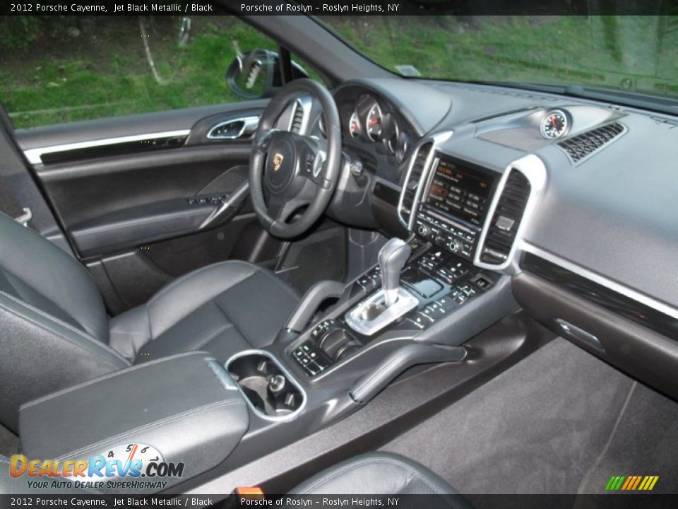 2012 Porsche Cayenne Jet Black Metallic / Black Photo #18