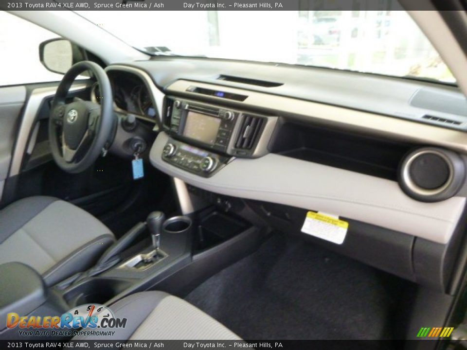 2013 Toyota RAV4 XLE AWD Spruce Green Mica / Ash Photo #10